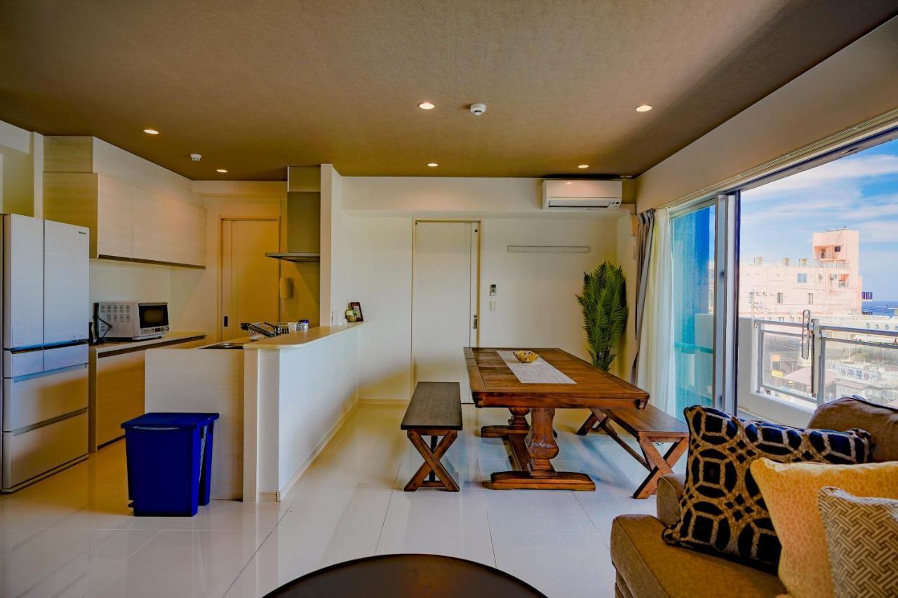 Appartamento Sunshine Coast Chatan Esterno foto